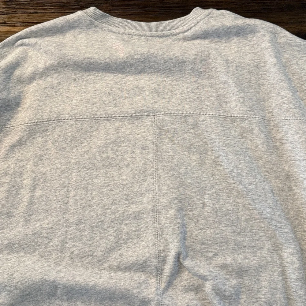 Disneyland Mickey Cutie Ghost 2025 Light Heather Gray Pullover Sweatshirt Large - Picture 13 of 15